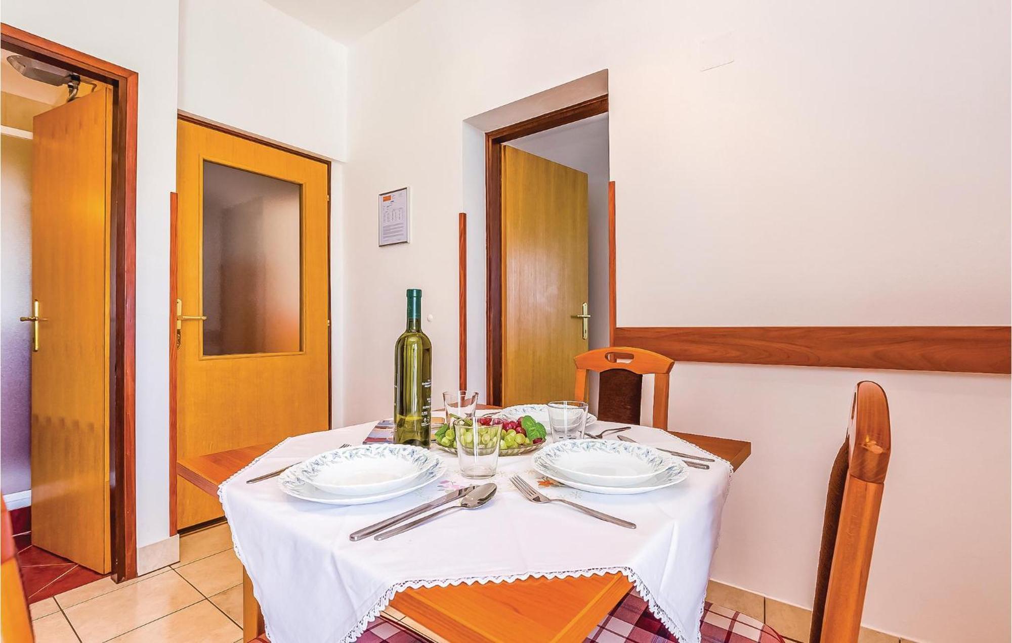 Lovely Apartment In Krk With Wifi Brzac Экстерьер фото